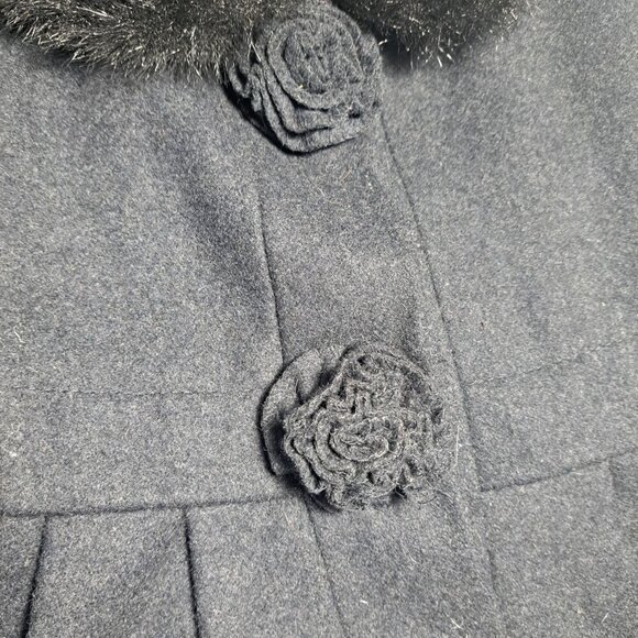 Rothschild Girls 2T Gray Wool Coat Faux Fur Collar & Rosette Buttons Vintage - Picture 3 of 10